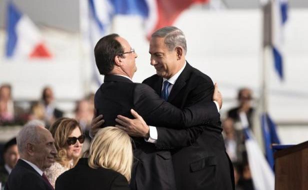 accolade-entre-francois-hollande-benjamin-netanyahu-17-novembre-2013-a-aeroport-ben-gourion-a-tel-avi-1444451-616x380